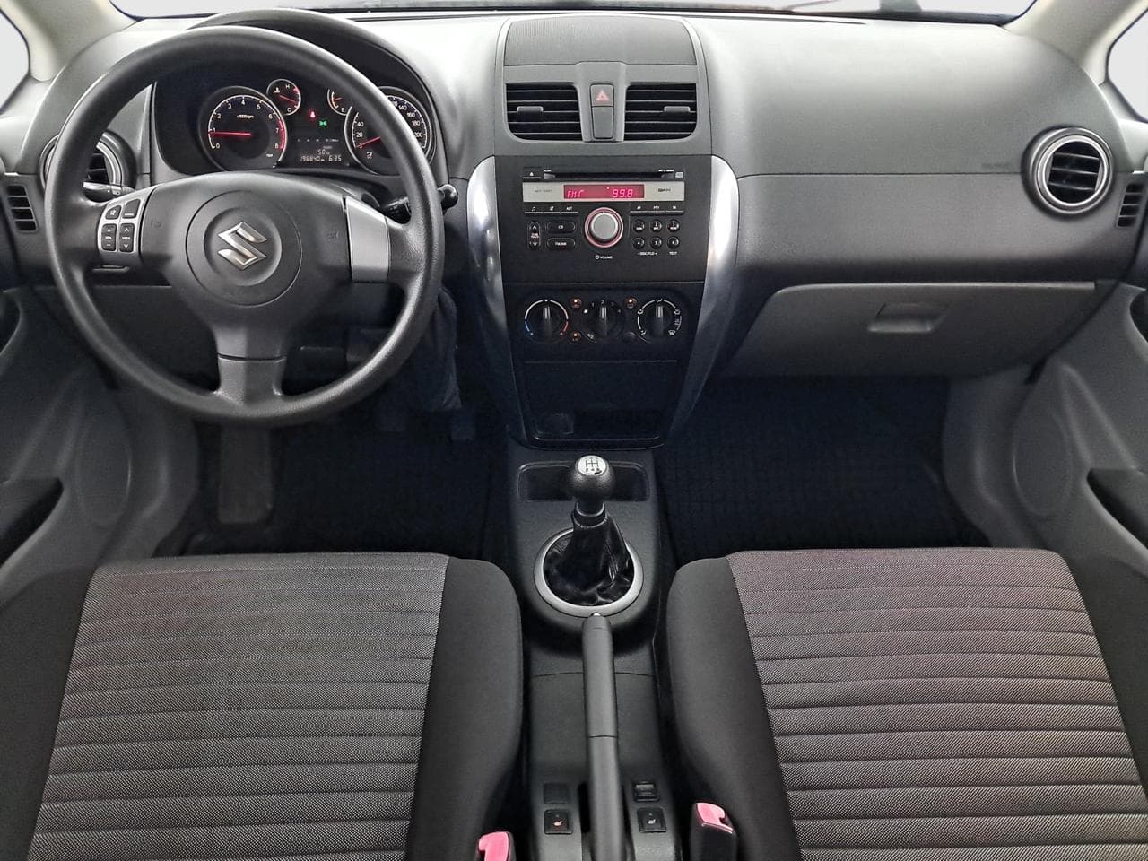 2011 Suzuki SX4 - 10