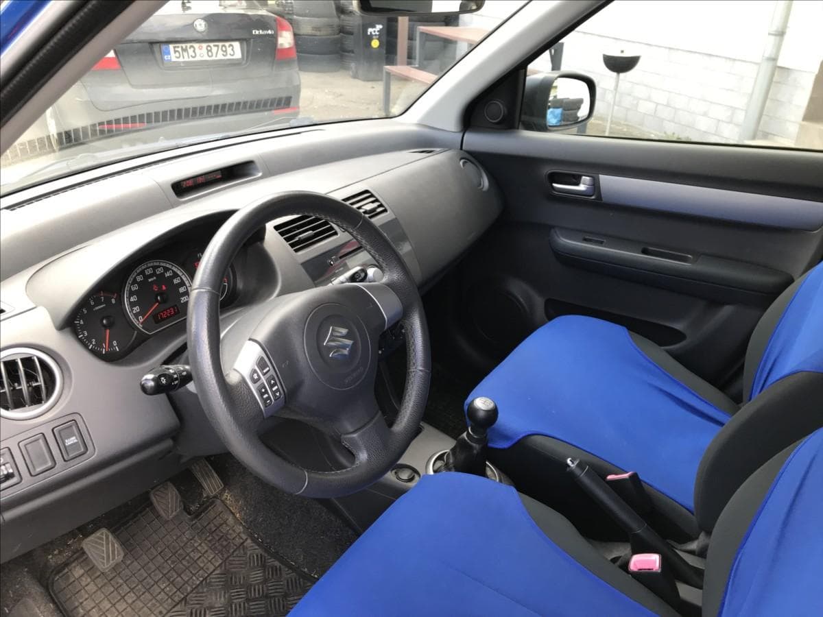 2010 Suzuki SWIFT - 6