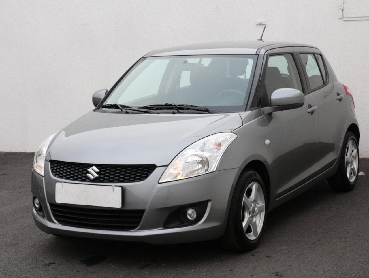 2011 Suzuki SWIFT - 5