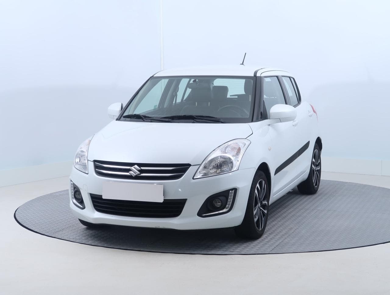 2015 Suzuki SWIFT - 5