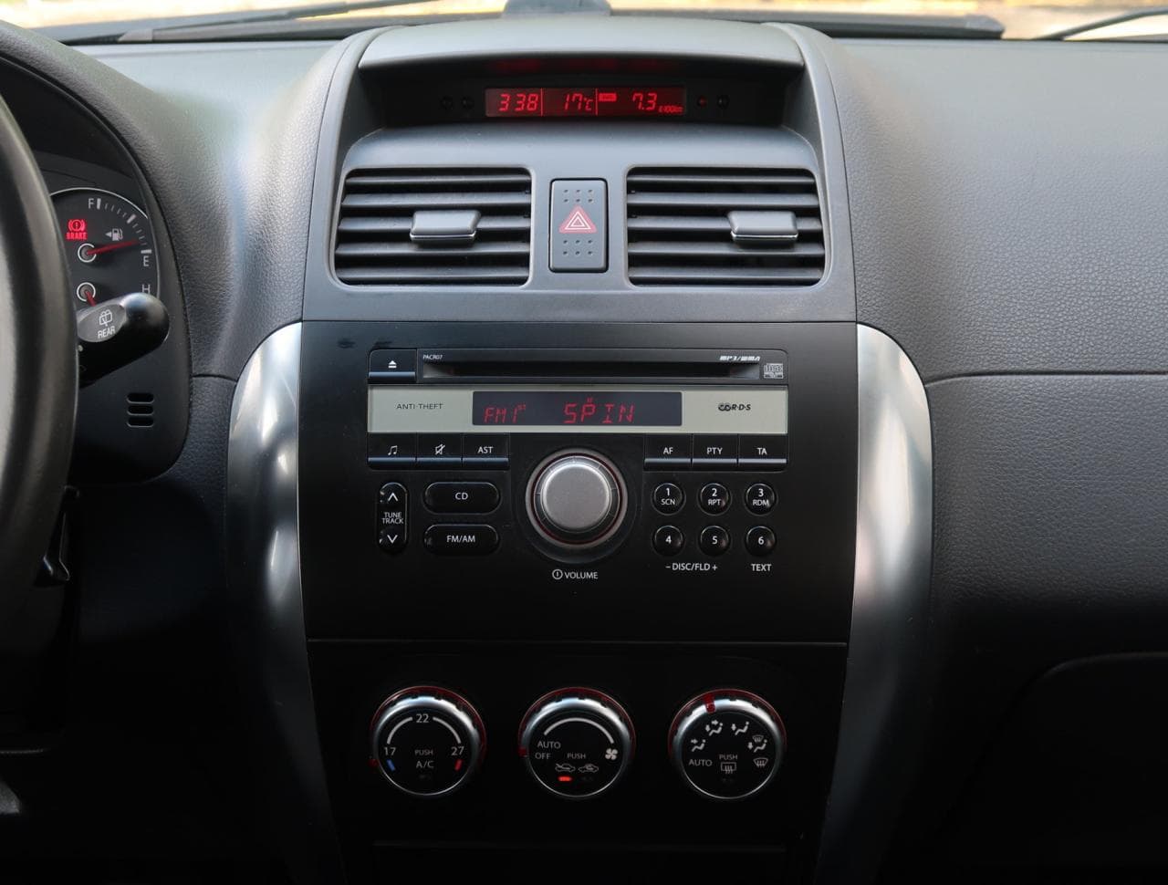 2007 Suzuki SX4 - 32