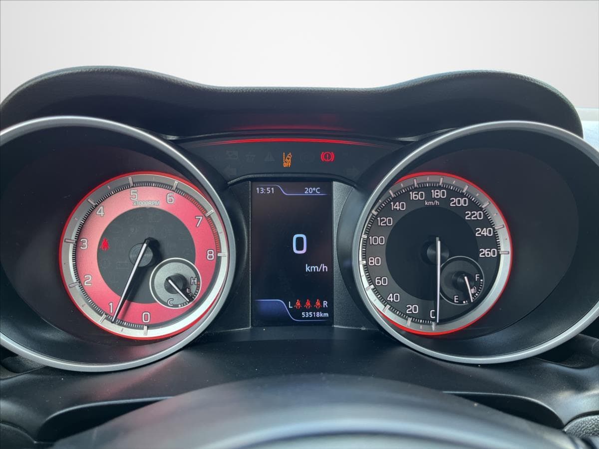 2021 Suzuki SWIFT - 12