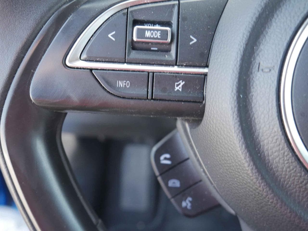 2019 Suzuki SWIFT - 18