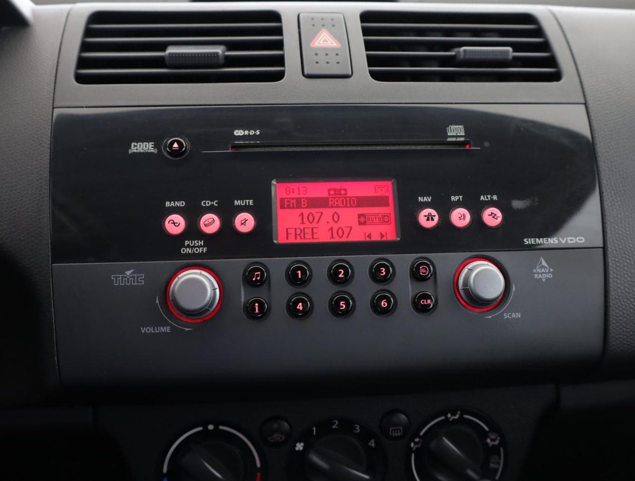 2005 Suzuki SWIFT - 29