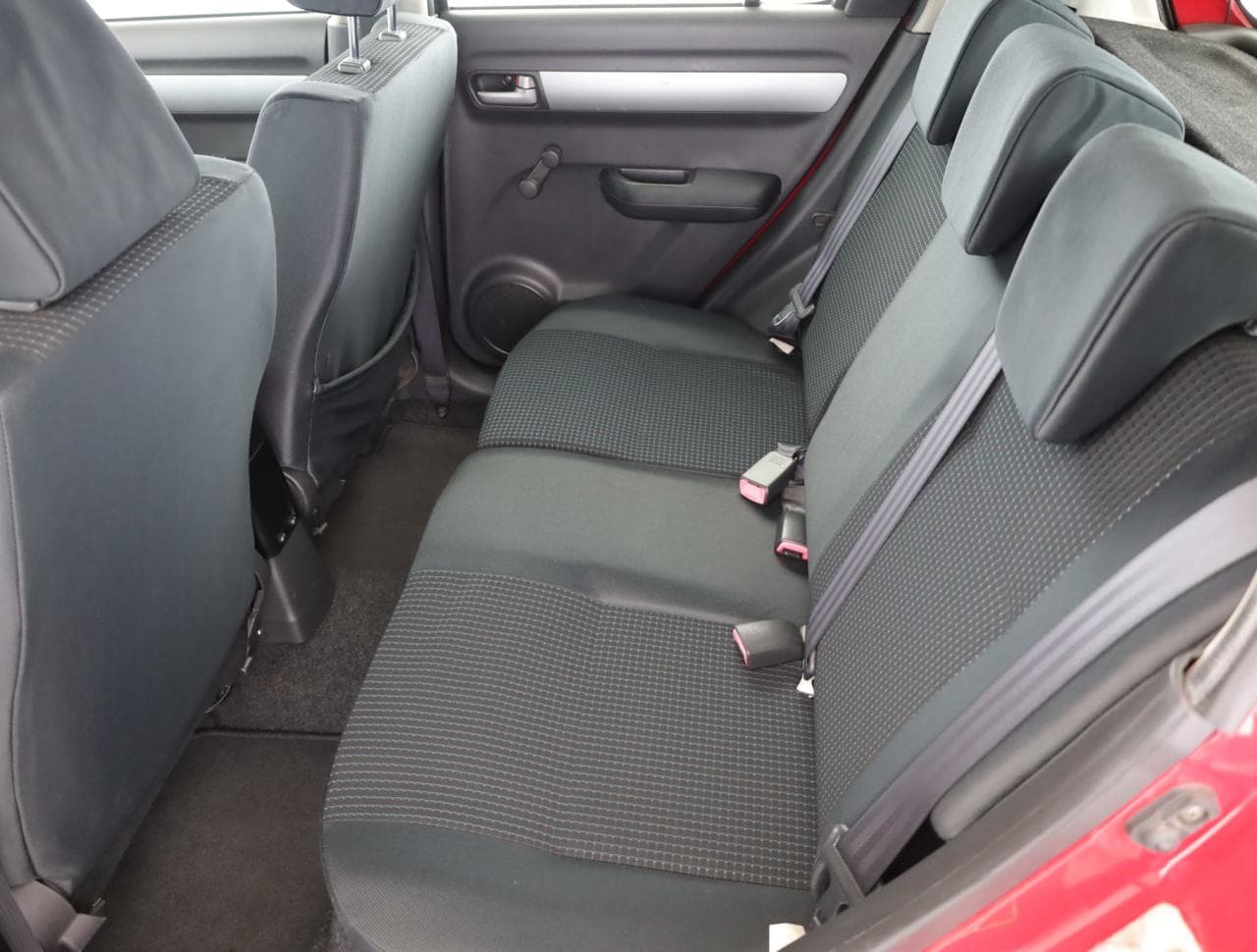 2005 Suzuki SWIFT - 21