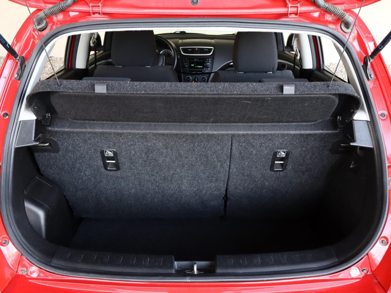 2016 Suzuki SWIFT - 17