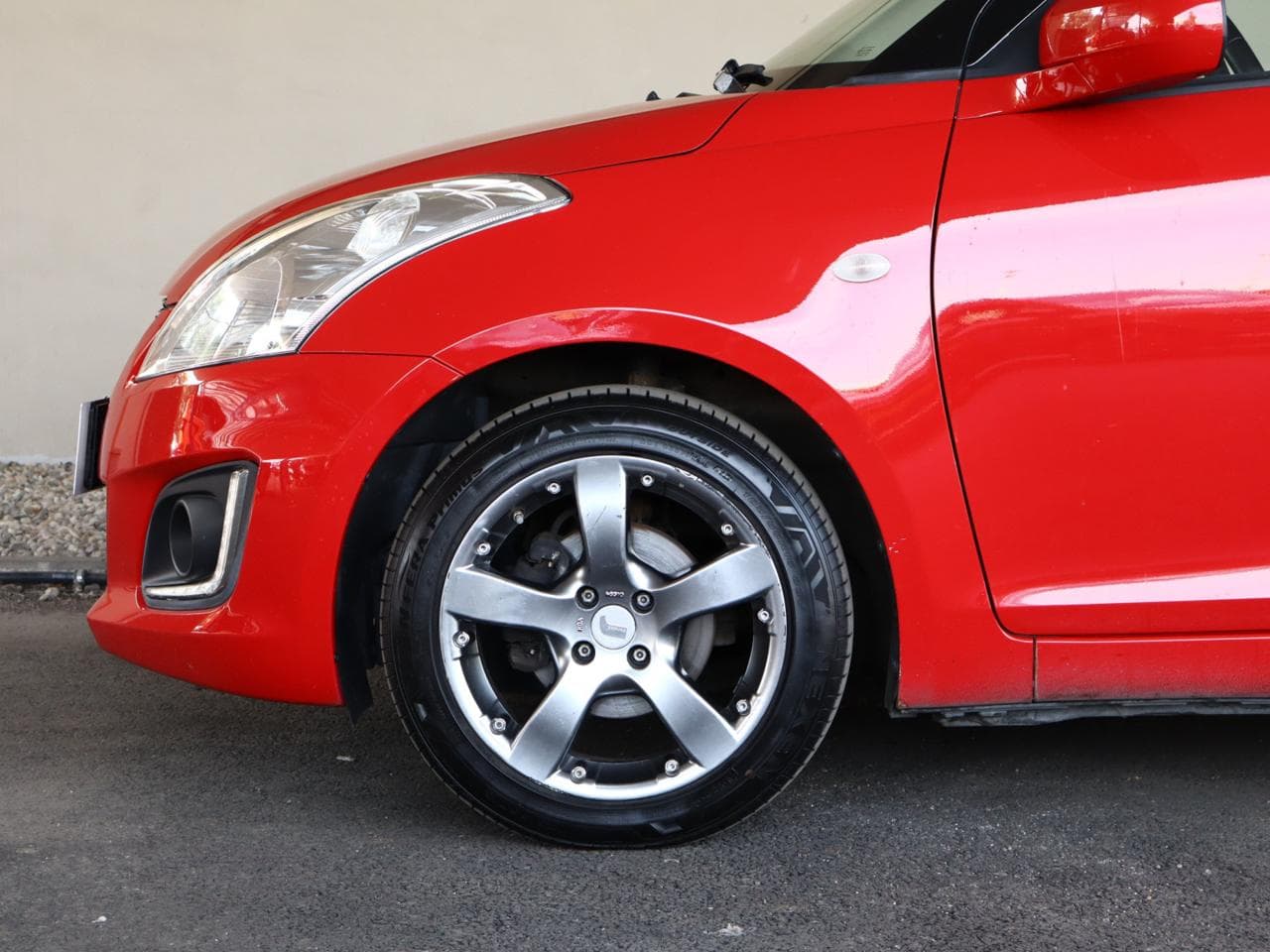 2016 Suzuki SWIFT - 18