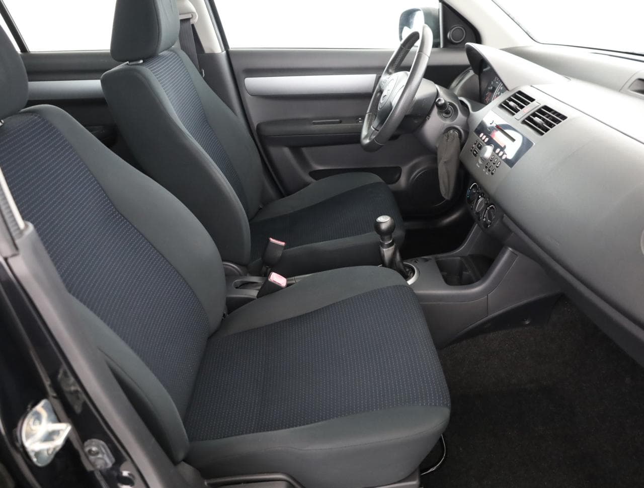 2010 Suzuki SWIFT - 10
