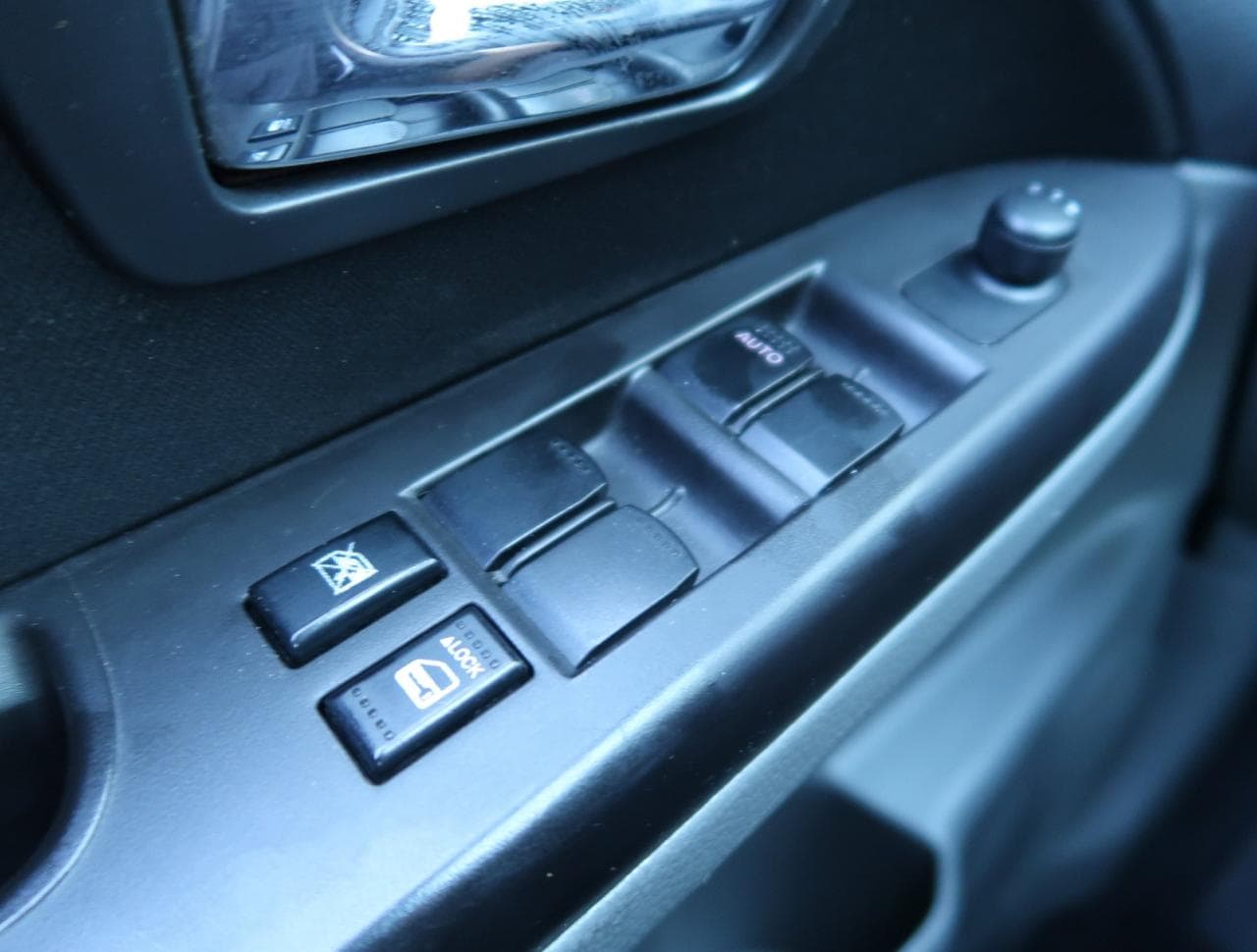 2010 Suzuki SX4 - 35