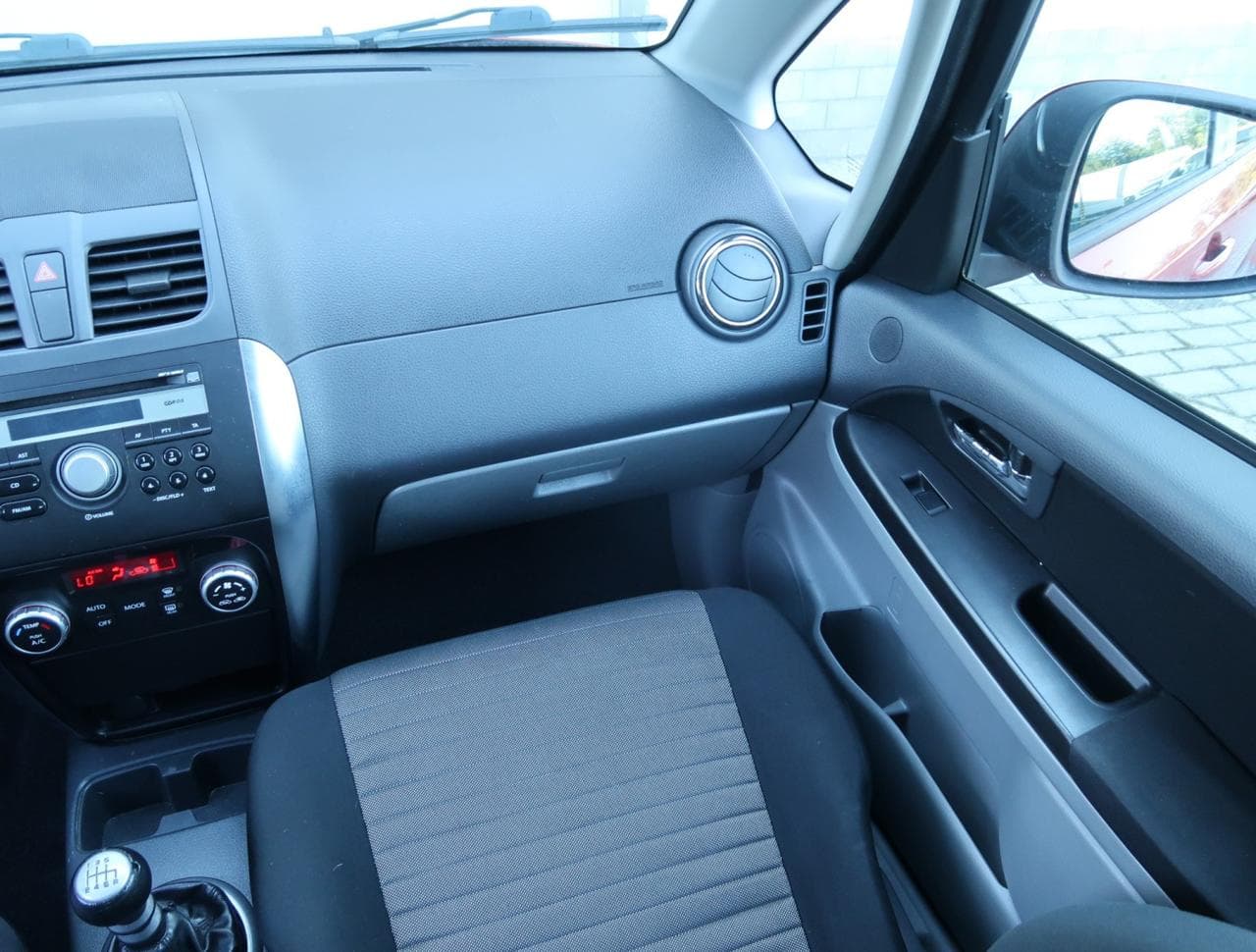 2010 Suzuki SX4 - 20