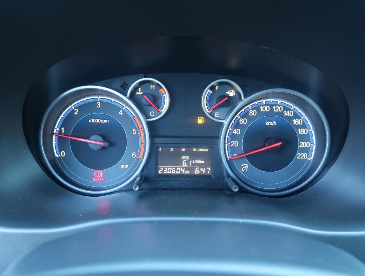 2010 Suzuki SX4 - 32