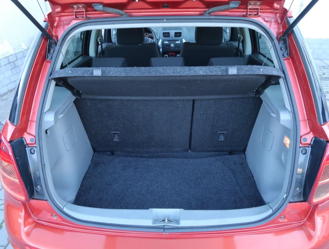 2010 Suzuki SX4 - 37