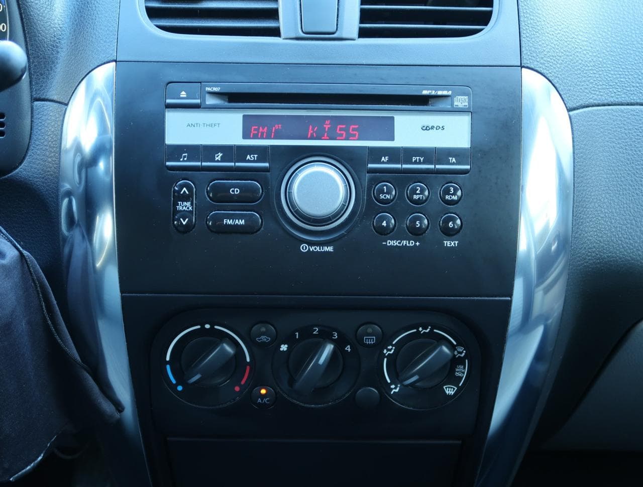 2014 Suzuki SX4 - 33