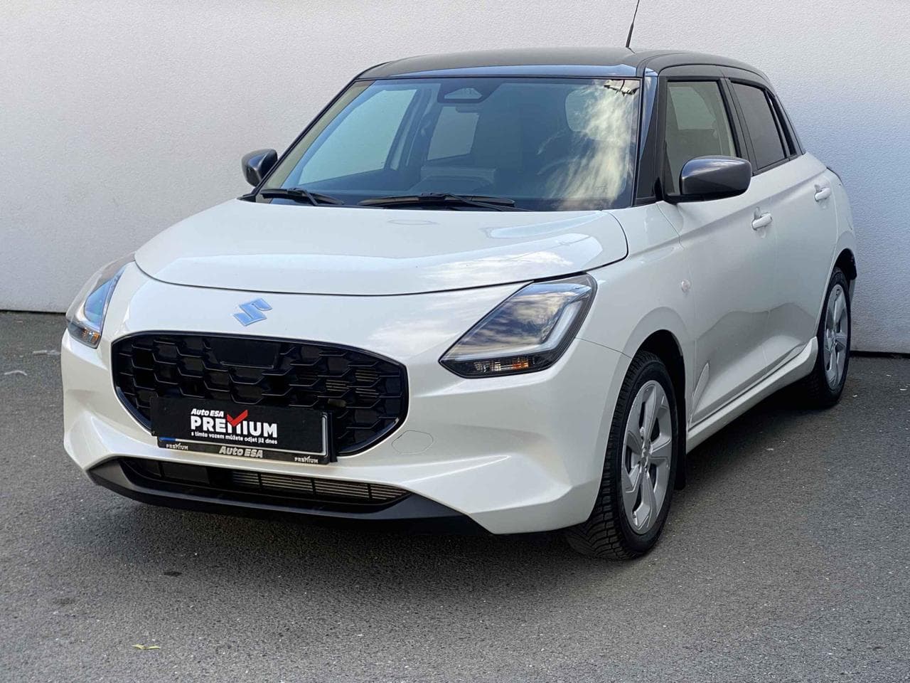 2025 Suzuki SWIFT - 3