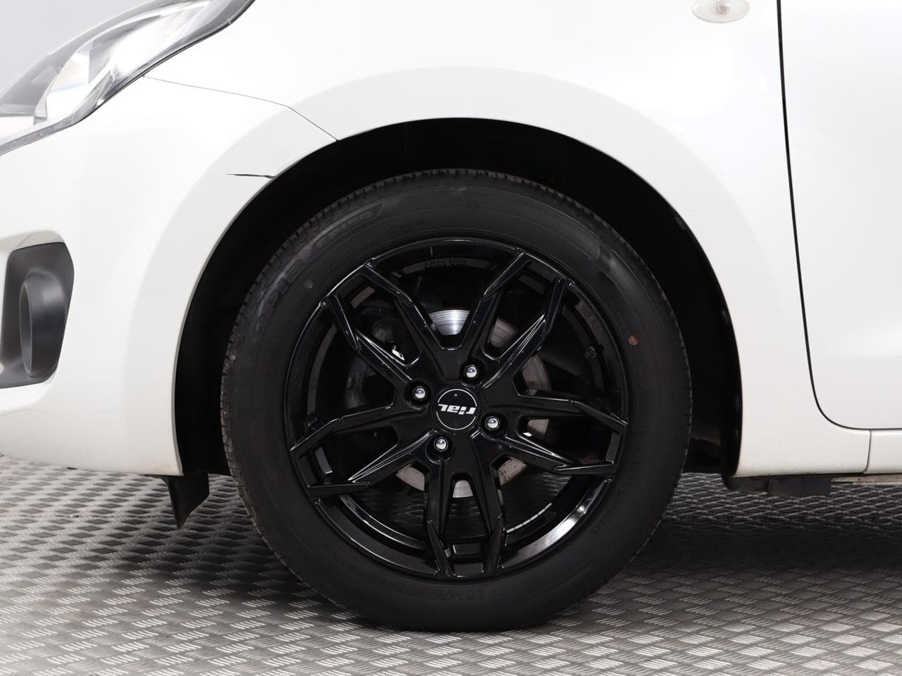 2021 Suzuki SWIFT - 17