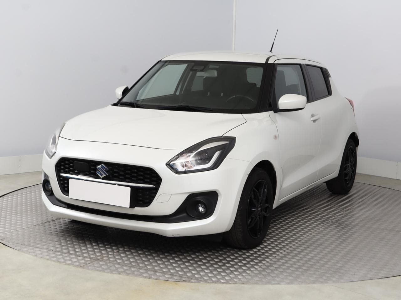 2021 Suzuki SWIFT - 3