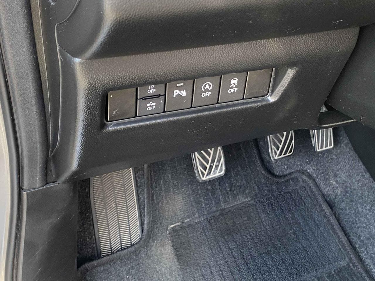 2022 Suzuki SWIFT - 13