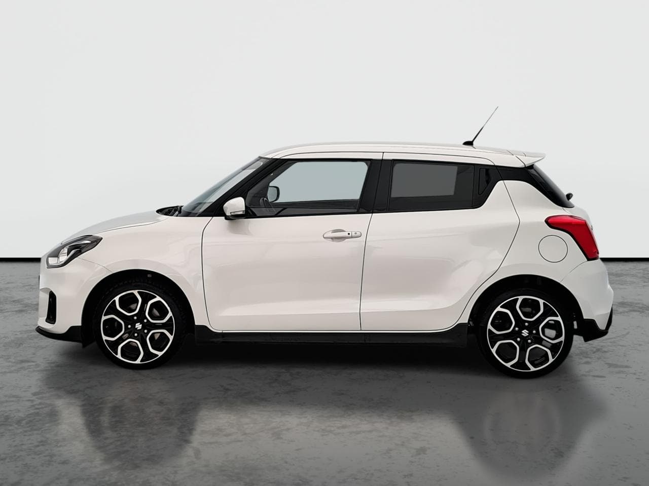 2022 Suzuki SWIFT - 4