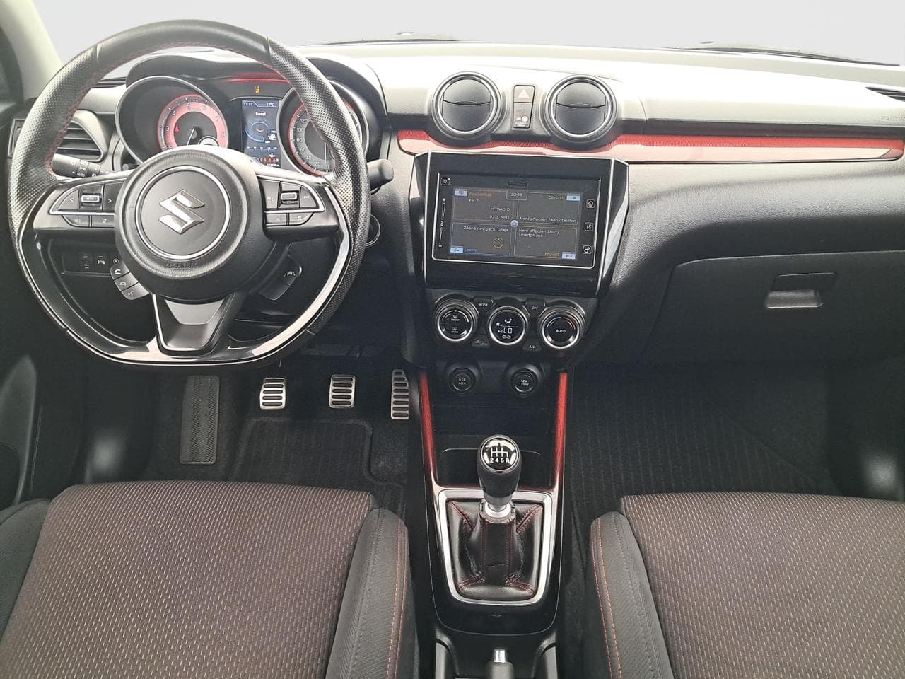 2022 Suzuki SWIFT - 10