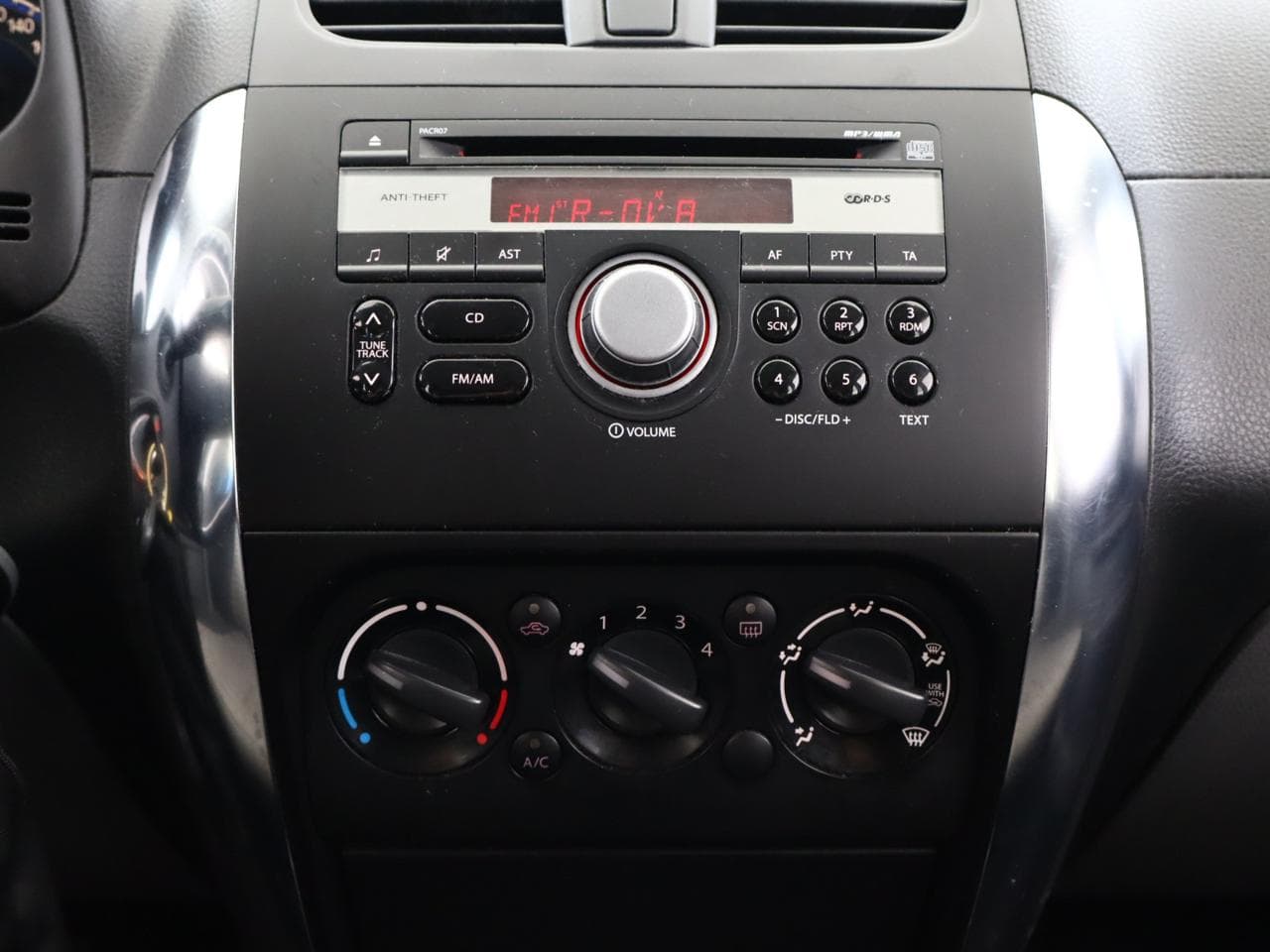 2011 Suzuki SX4 - 15