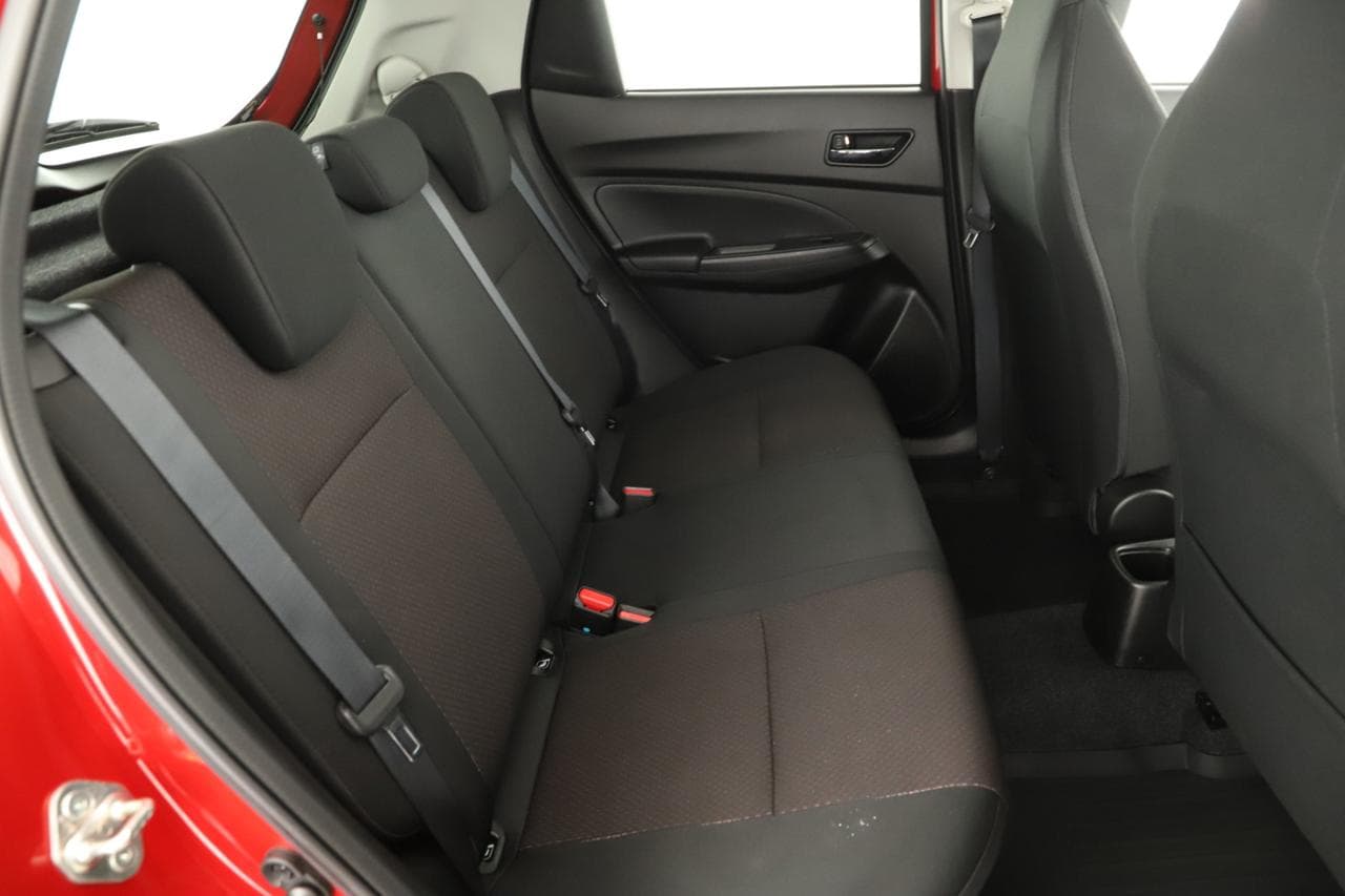 2022 Suzuki SWIFT - 10