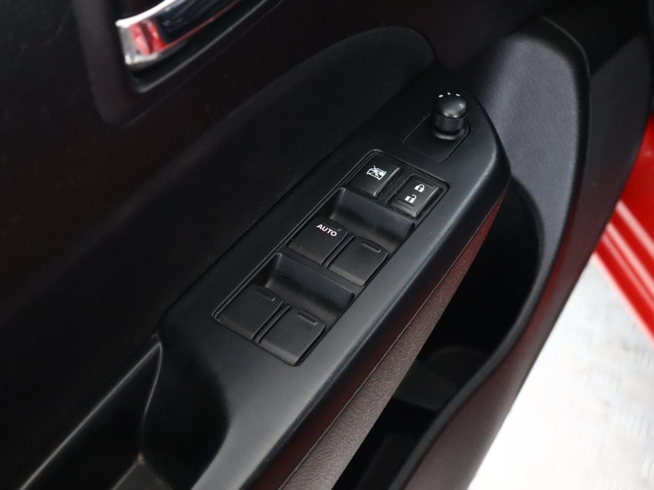 2016 Suzuki SWIFT - 17