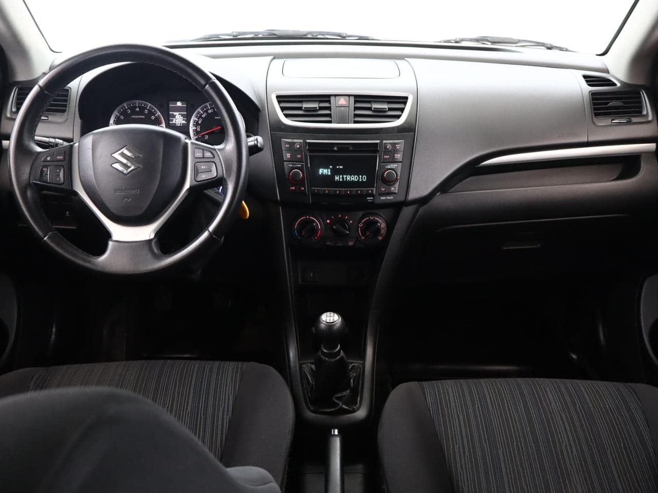 2016 Suzuki SWIFT - 9