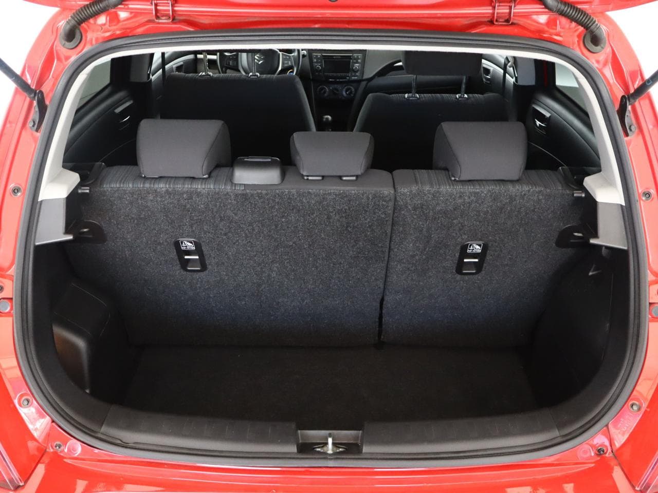 2016 Suzuki SWIFT - 16