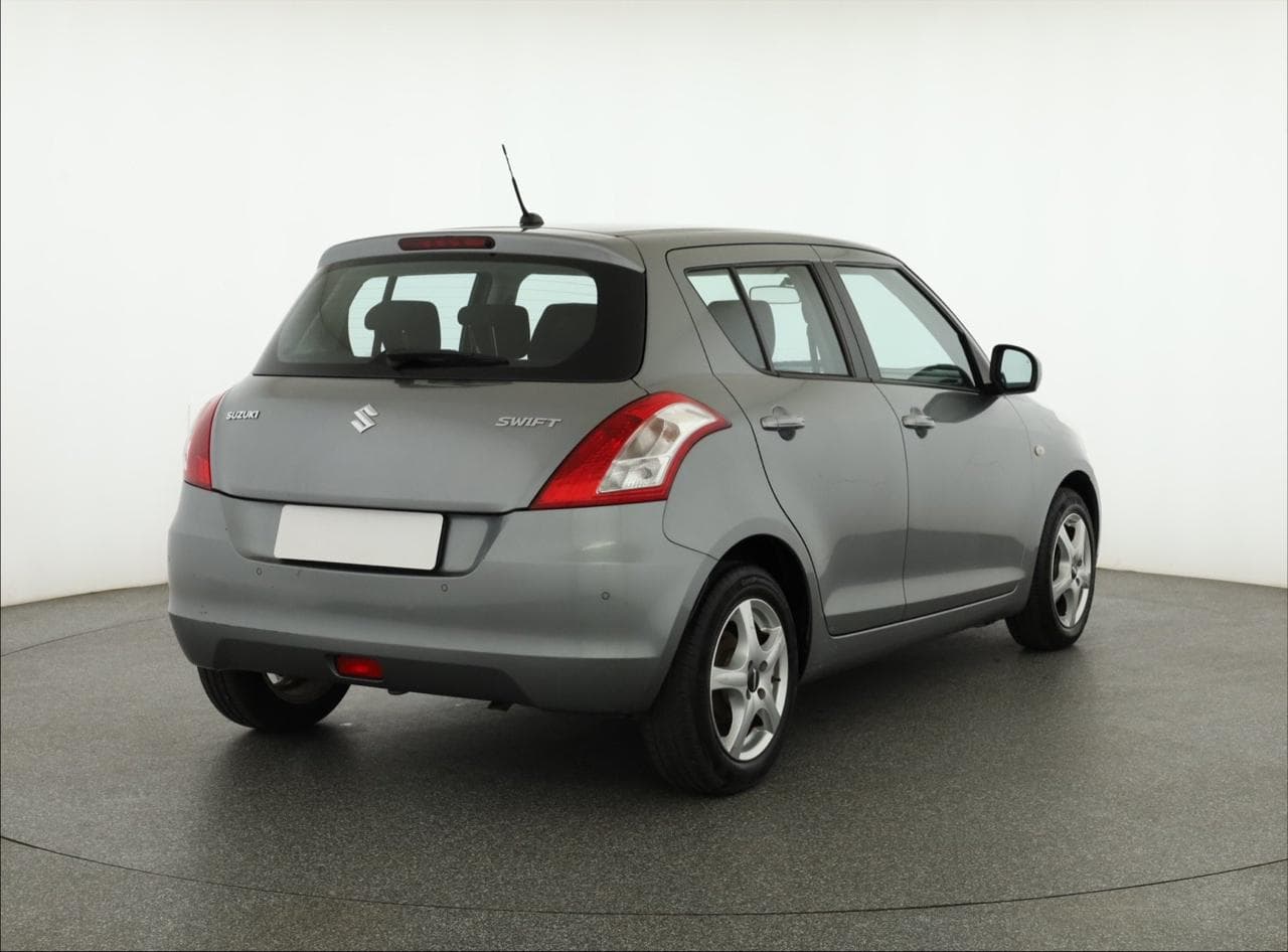 2014 Suzuki SWIFT - 7