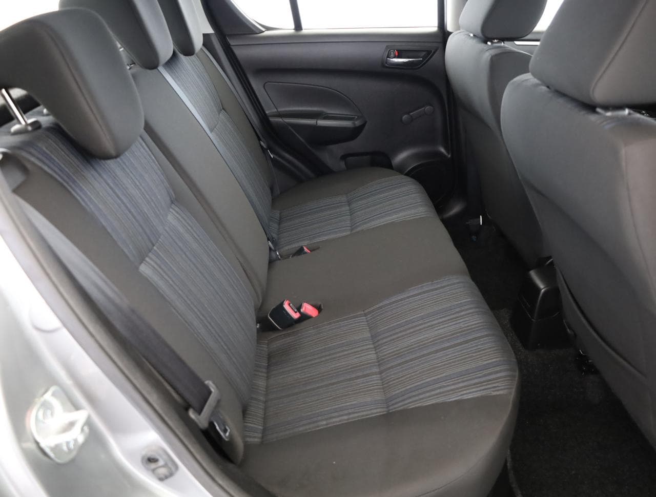2014 Suzuki SWIFT - 11