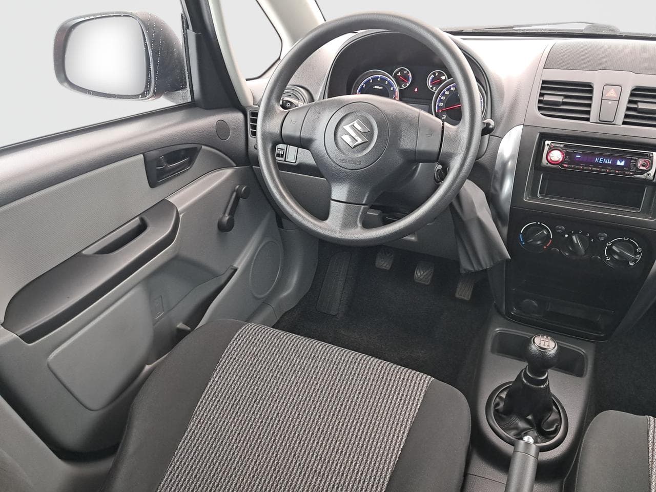 2010 Suzuki SX4 - 10