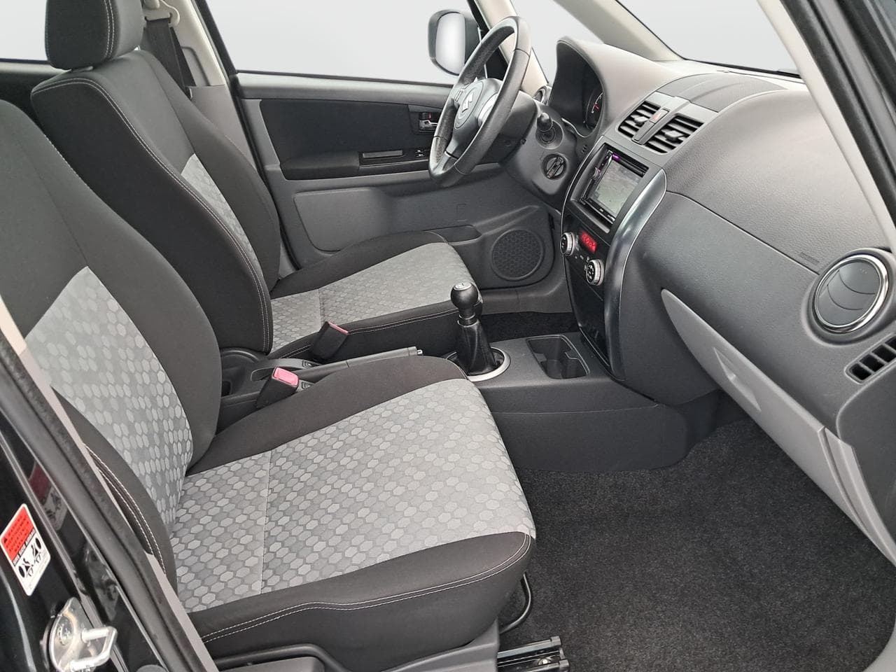 2013 Suzuki SX4 - 12