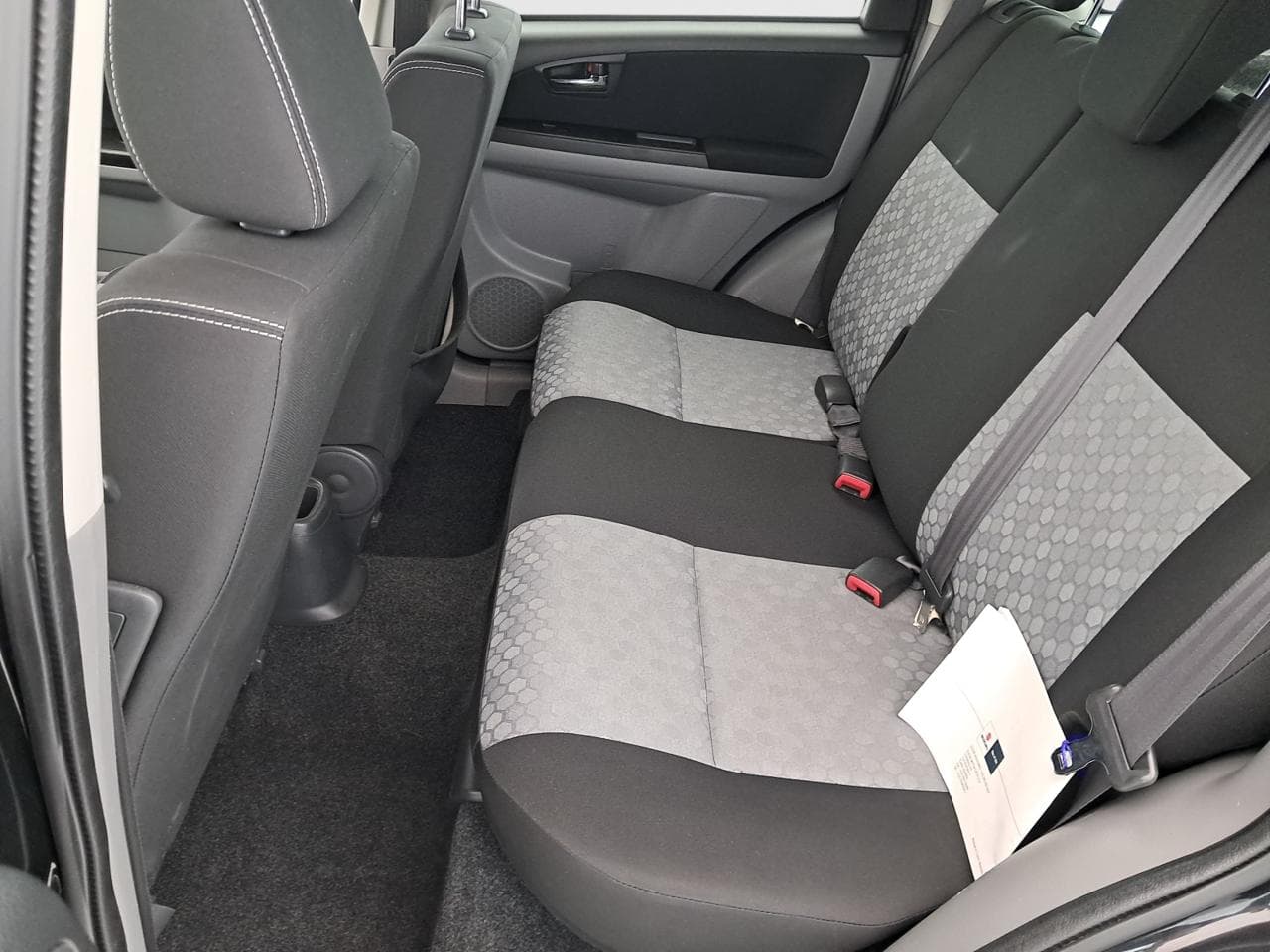 2013 Suzuki SX4 - 15