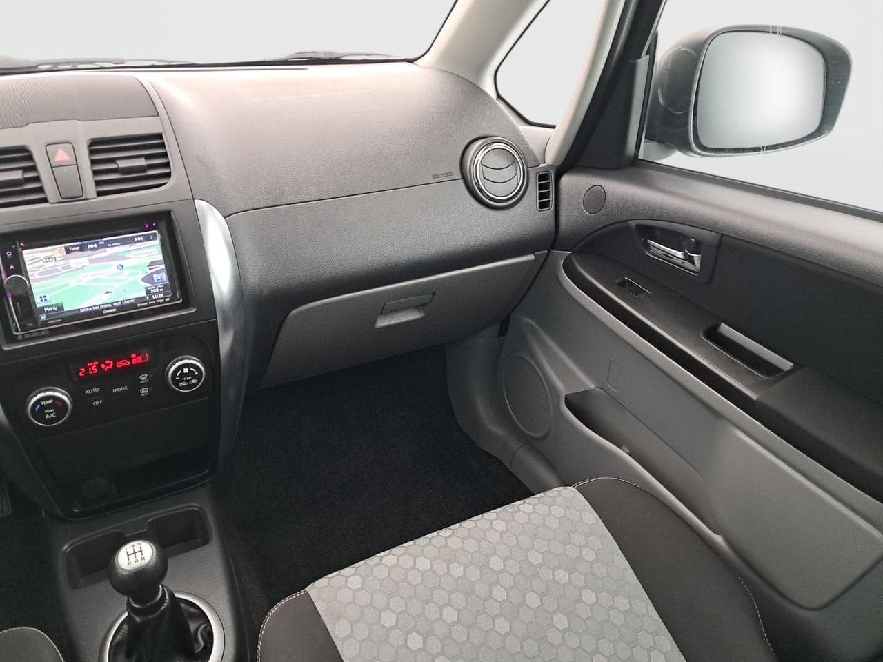 2013 Suzuki SX4 - 11
