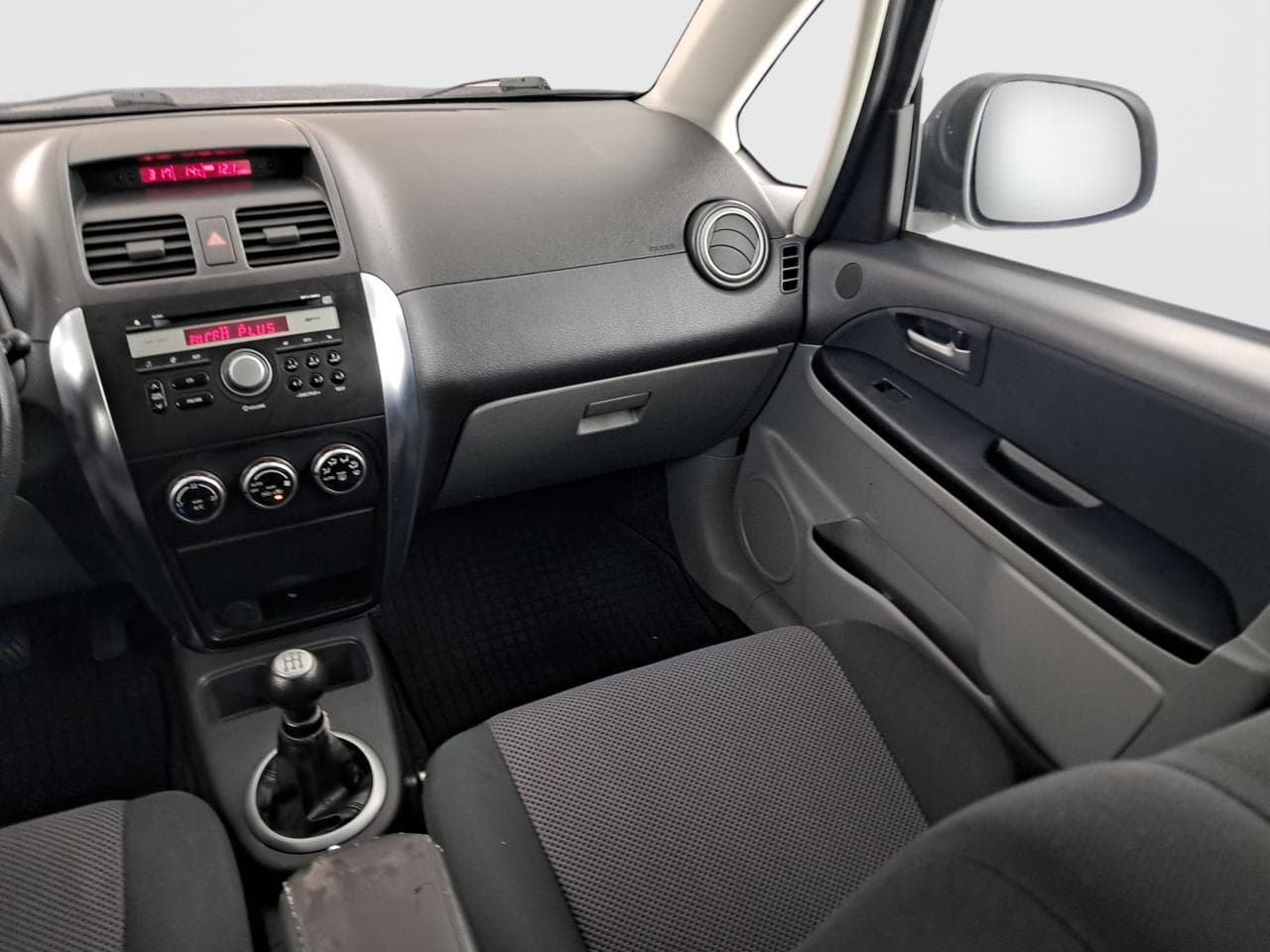 2007 Suzuki SX4 - 11