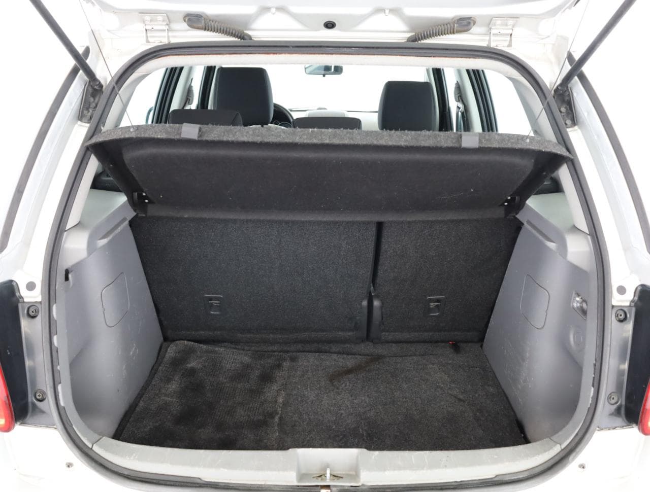 2011 Suzuki SX4 - 20