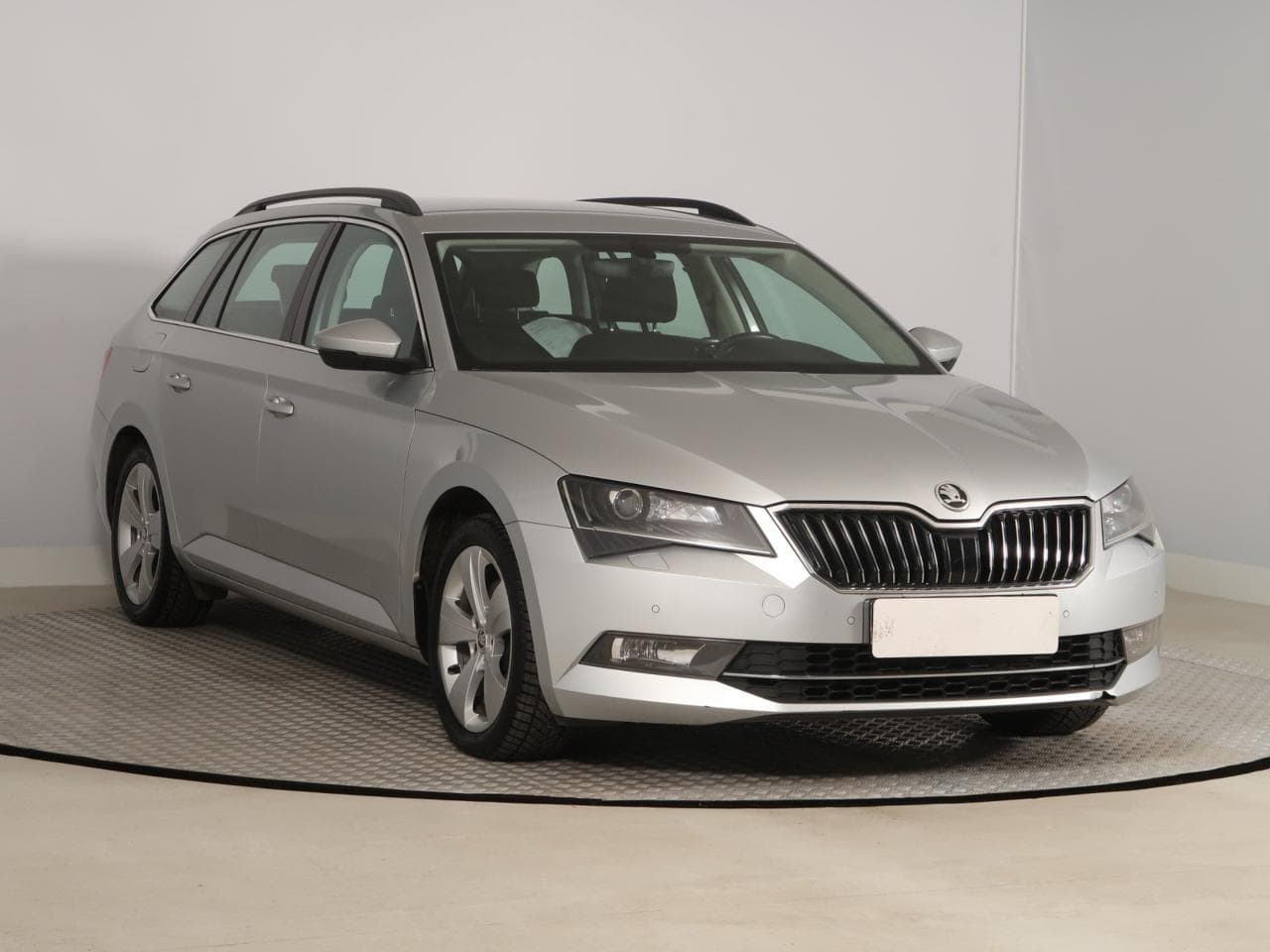 Škoda Superb 2.0 TDI 110kW kombi