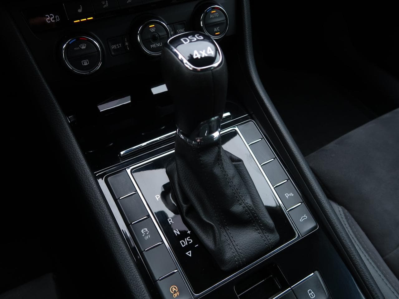 2016 Škoda Superb - 19