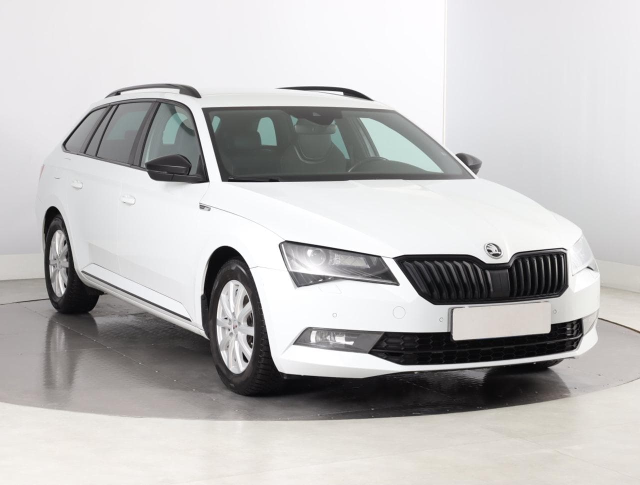Škoda Superb 2.0 TDI 110kW kombi