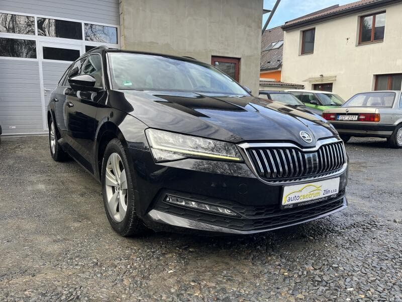 Škoda Superb 2,0 TDi 110Kw DSG AMBIENTE kombi