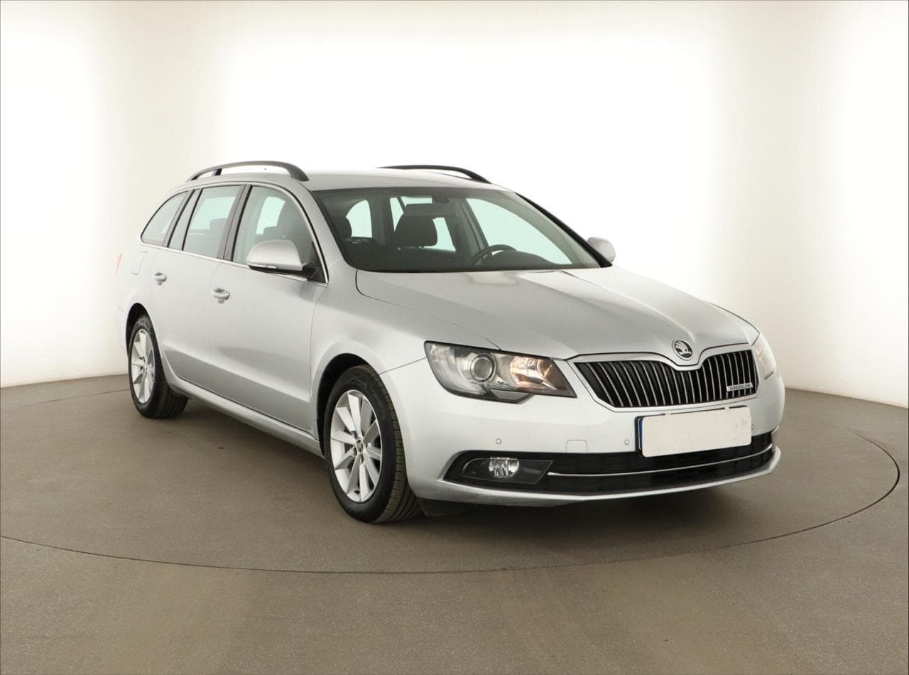 Škoda Superb 1.6 TDI 77kW kombi