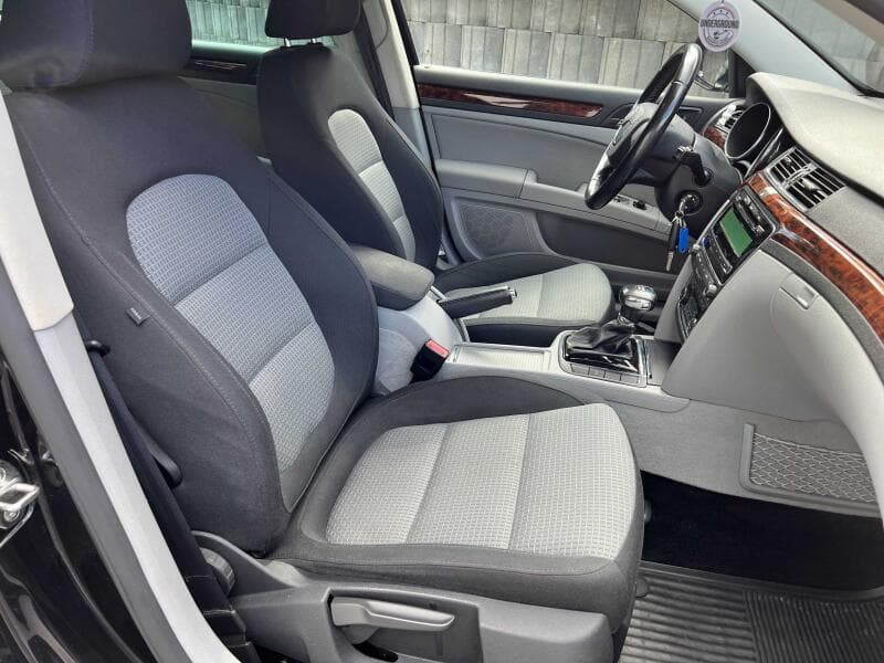 2011 Škoda SUPERB - 6