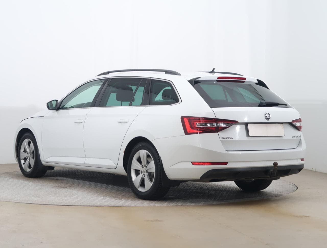 2015 Škoda SUPERB - 5