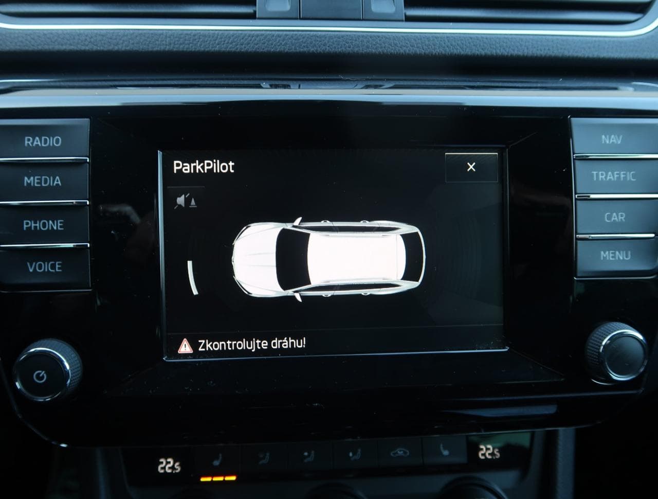 2015 Škoda SUPERB - 18