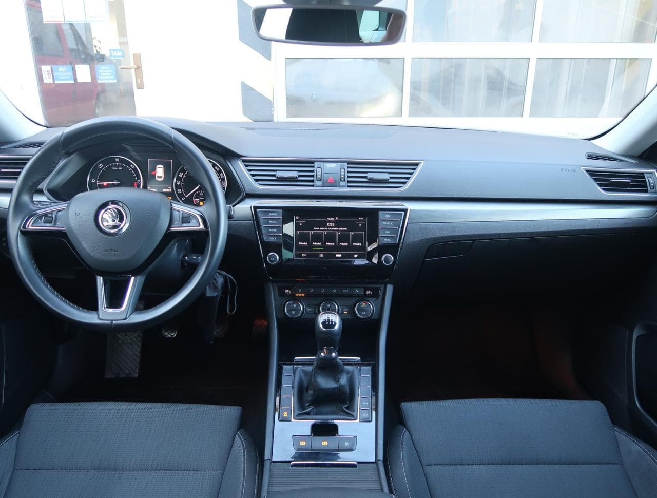 2015 Škoda SUPERB - 10