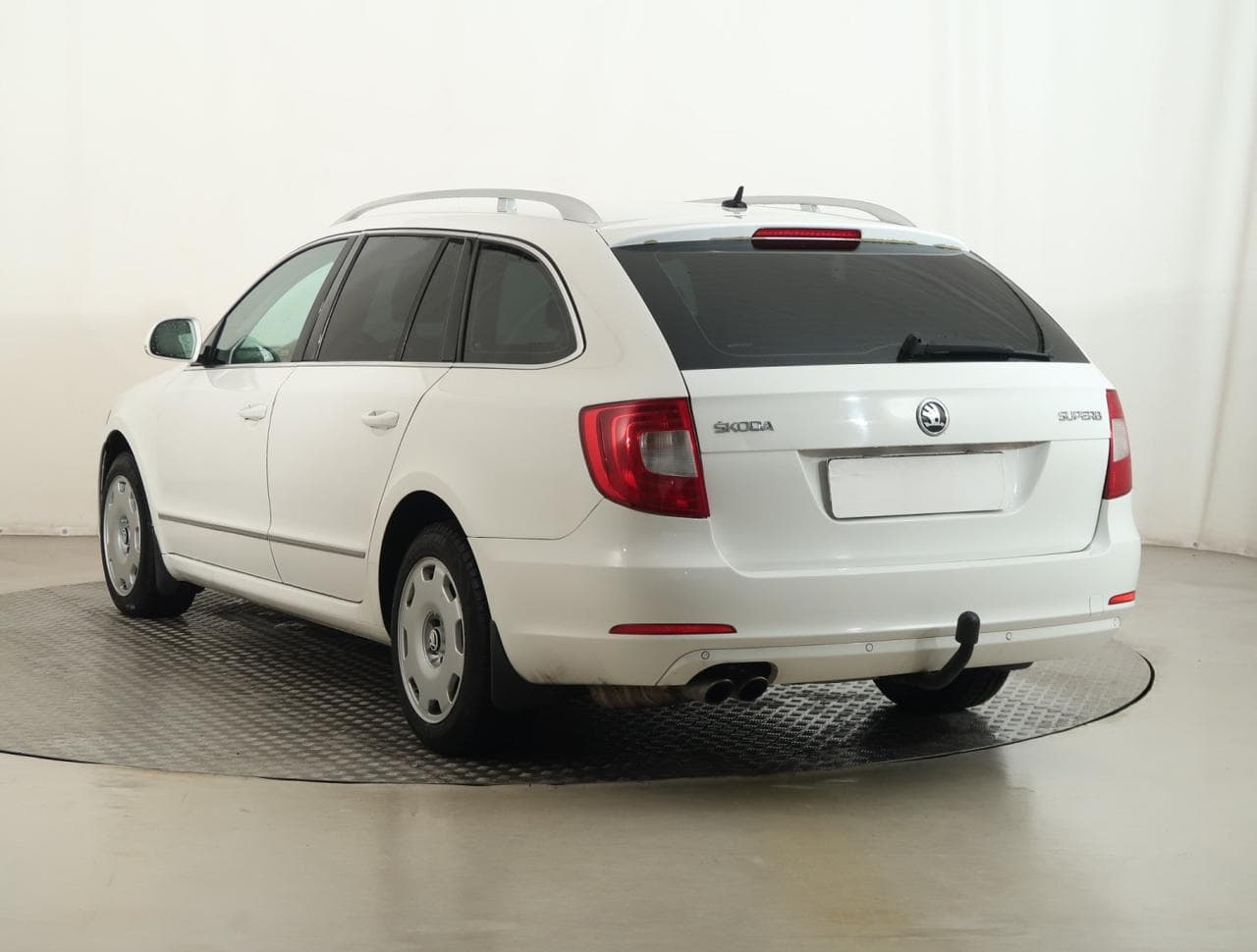 2010 Škoda Superb - 5