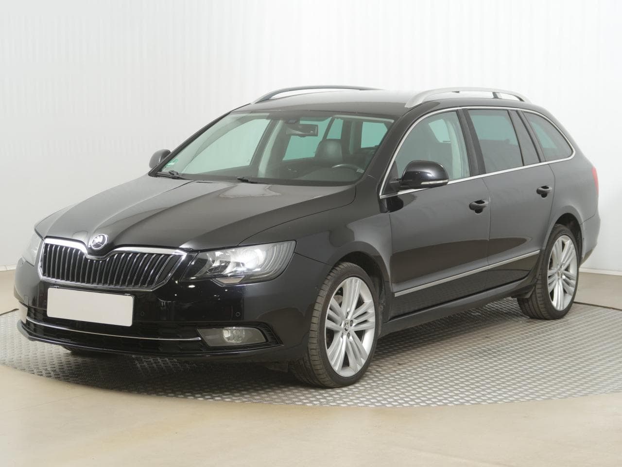 2014 Škoda SUPERB - 3