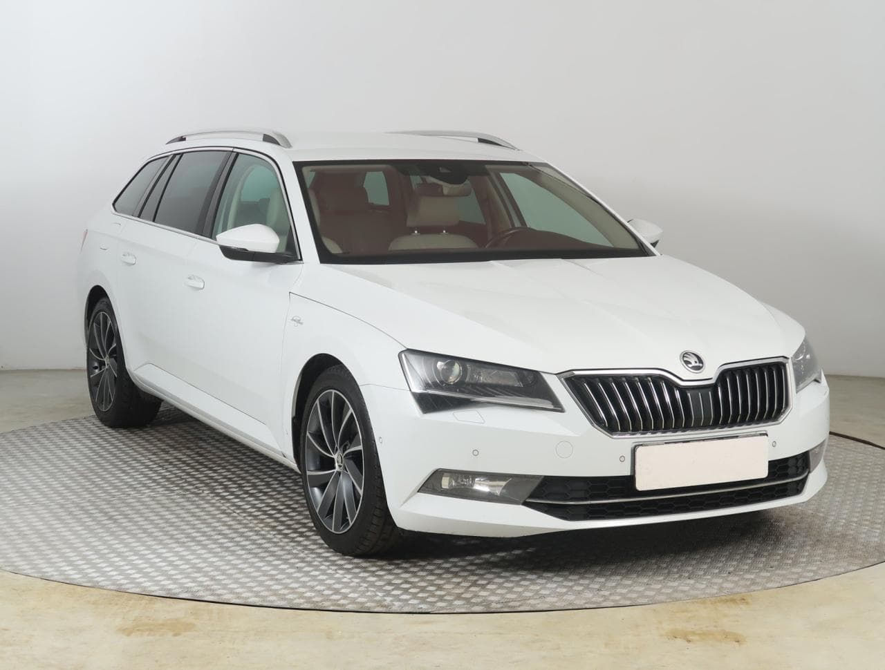 Škoda Superb 2.0 TDI 140kW kombi