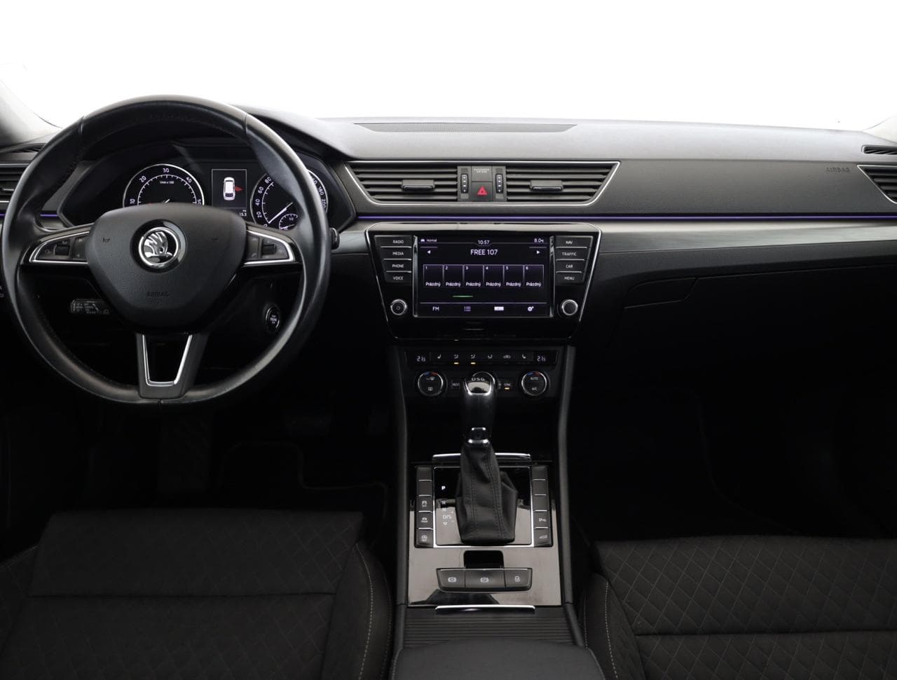 2017 Škoda SUPERB - 9