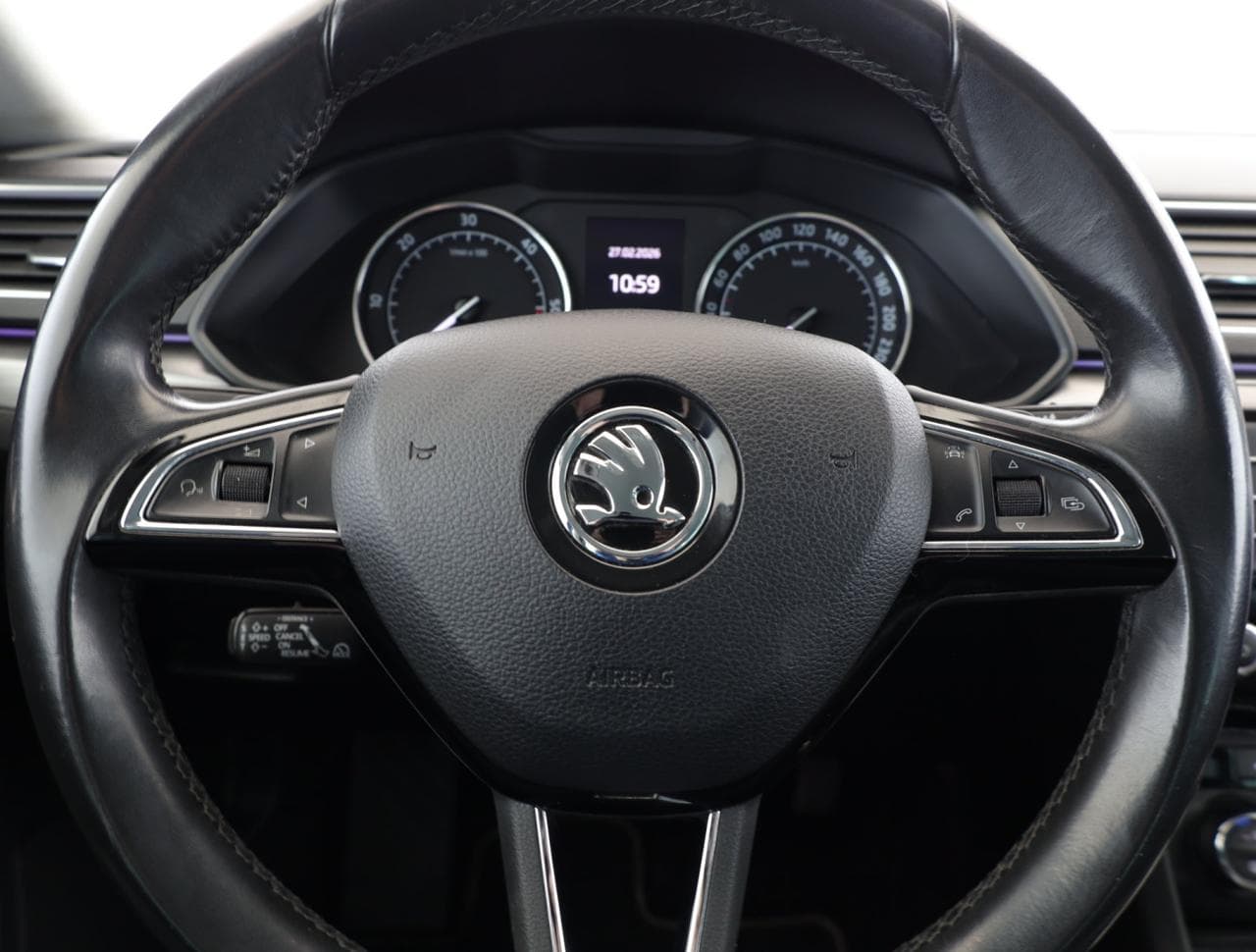 2017 Škoda SUPERB - 14